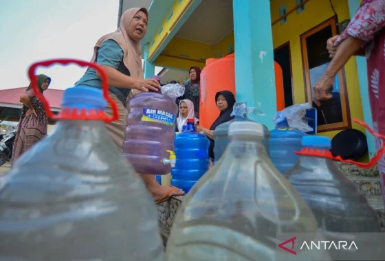 Minum Oli Viral di Makassar, Berbahaya bagi Kesehatan dan Bisa Picu Dampak Serius – Hasanah.id