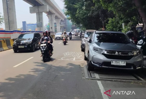Mobil Parkir Liar di Jaktim Sudah Dipindahkan Usai Viral Diedit Foto AI – detikNews: Detail Kasus dan Respon Pemerintah