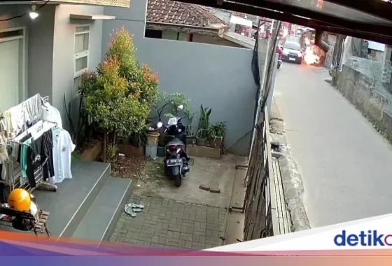 Mobil WNA Ugal-ugalan Tabrak Motor di Jepara, Viral! – murianews.com – Detail Lengkap Kejadian dan Dampaknya