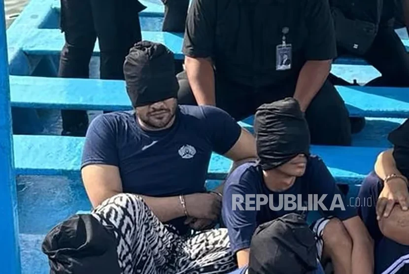 Pengakuan Ammar Zoni kenal narkoba sejak kelas 6 SD, hidup berantakan setelah ditinggal ibu [titlebase] – Kisah Tragis yang Menggugah