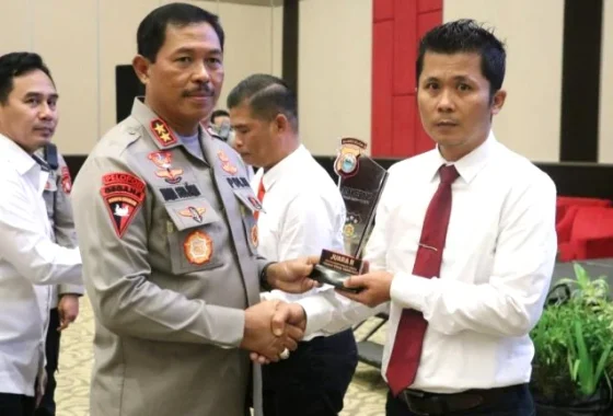 Polres Luwu Raih Penghargaan Terbaik Umum Berita Viral Positif Ops Ketupat 2026 – Rakyat Sulsel