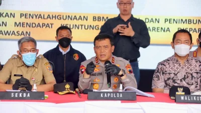 Puspom selidiki 2 anggota TNI diduga terlibat penyalahgunaan BBM subsidi [titlebase] – Kasus Kecurangan Bahan Bakar Menggemparkan