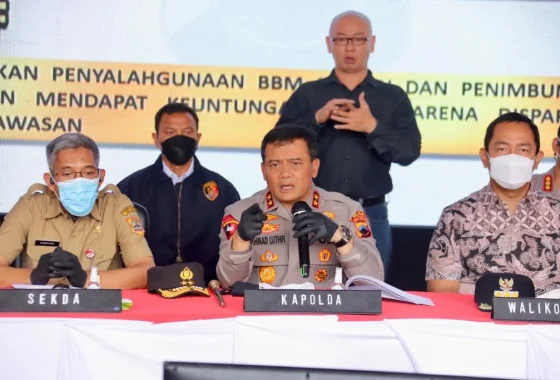 Puspom selidiki 2 anggota TNI diduga terlibat penyalahgunaan BBM subsidi [titlebase] – Kasus Kecurangan Bahan Bakar Menggemparkan
