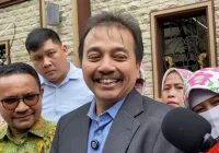 Roy Suryo Tampil Mengejutkan: Transformasi Karir dan Kontroversi Terbaru