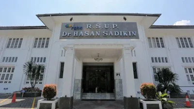RS Hasan Sadikin Bandung Angkat Bicara soal Viral Bayi Hampir Tertukar di NICU – detikHealth: Penjelasan Lengkap