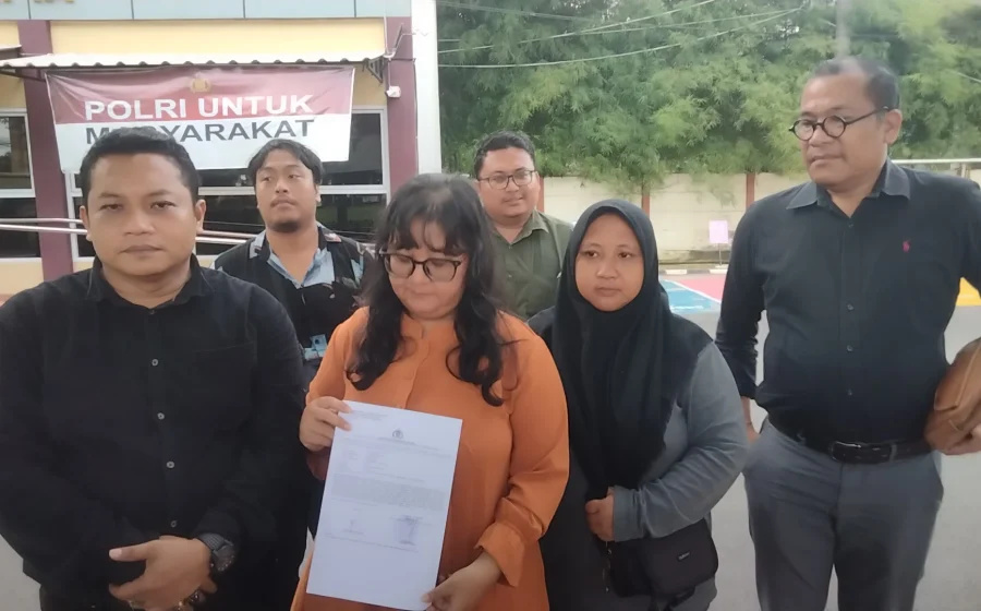 Sosok R, pria yang menumpang usir pemilik rumah di Palembang, kuasai aset, nekat kejar pakai parang [titlebase] – Kasus Kejahatan Mengguncang Kota