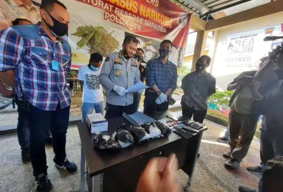 Tangkap Lepas Kasus Narkoba Viral, Suardi Penuhi Panggilan Direktorat Reserse Kriminal Khusus Polda Riau – CYBER88: Update Lengkap