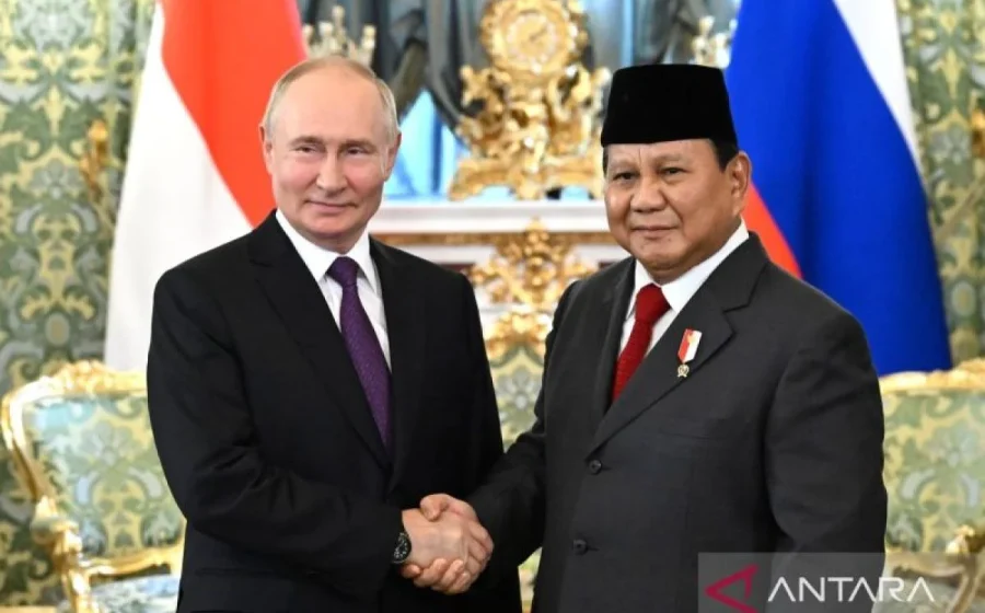 Teddy: 96 juta warga lebih percaya Prabowo daripada pengamat [titlebase] – Apa Makna di Balik Angka Ini?