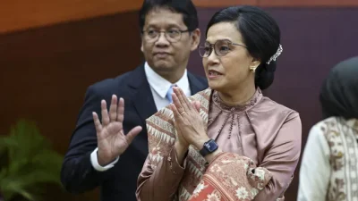 Terima ‘surat cinta’ Purbaya, Menaker akui kena efisiensi jilid III [titlebase] – Menguak Kontroversi dan Dampaknya