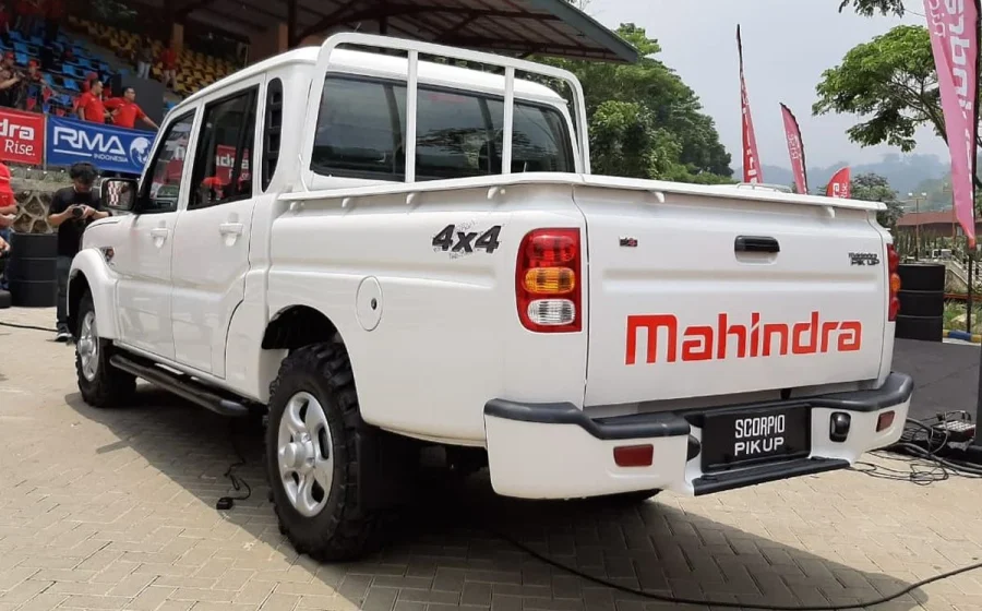 Terlanjur impor dari India, Menkop: Setiap koperasi Merah Putih dapat truk dan pikap [titlebase] – Solusi Logistik Nasional