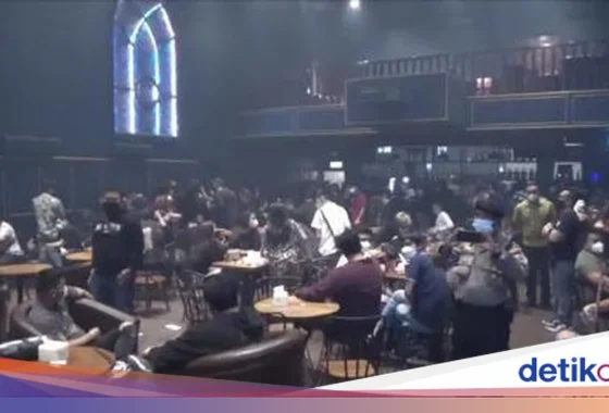 Terungkap! Video Viral Pengunjung “Tumbang” di Tempat Hiburan Malam Medan, Polisi Selidiki – Kompas.com