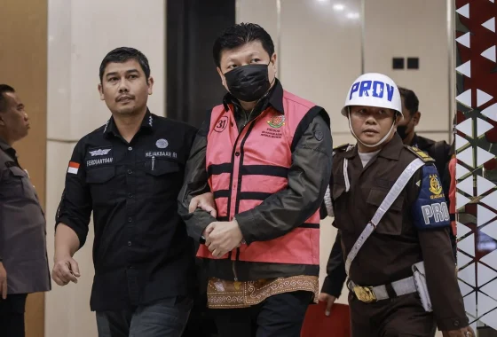 Update kasus PT DSI: Eks direktur jadi tersangka, Dude Herlino akan diperiksa [titlebase] – Semua Fakta Terbaru