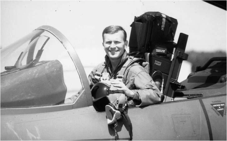 Video Interogasi Pilot AS Kolonel David Eberly Viral, Ternyata dari Perang Teluk 1991 – asatunews.co.id