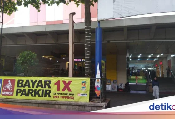 Viral Bayar Parkir di Blok M Square 2 Kali, 10 Jukir Liar Ditertibkan – detikNews: Kasus dan Tindakan Polisi