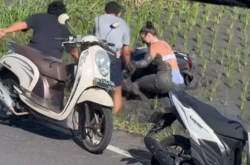 Viral Bule Italia Ngamuk di Bali, Motor Ditendang dan Warga Lokal Dipukuli – Hasanah.id