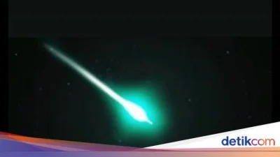 Viral Cahaya di Langit Lampung Dikira Meteor, Ternyata Ini – detikcom: Penjelasan Lengkap dan Fakta Terbaru