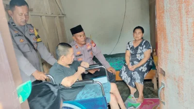 Viral di Medsos, Sejumlah Anak Muda Tertidur di Teras THM Jalan Setia Budi Medan – HARIAN MISTAR: Fenomena yang Menghebohkan