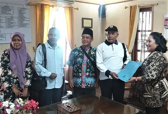 Viral! Dirut Bulog Dihadang Petani Tebu di Blora, Ini Janji soal Pabrik GMM – beritajateng.tv