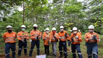 Viral Duel Kades dan Aktivis di Probolinggo, Diduga terkait Lahan Tambang – iNews.ID: Kronologi dan Dampaknya