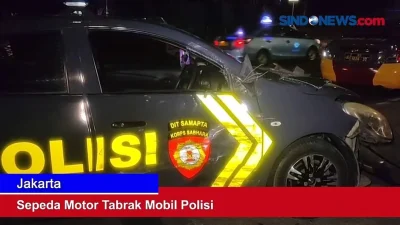 Viral Mobil Patroli Polisi Dikepung Massa di Tebet, Polisi Bantah Tabrak Warga – Hasanah.id