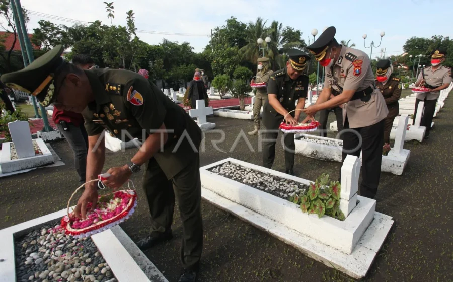 Viral Pemuda Dikeroyok di Taman Makam Pahlawan Solo, Polisi Buru Pelaku – detikcom: Update Terbaru