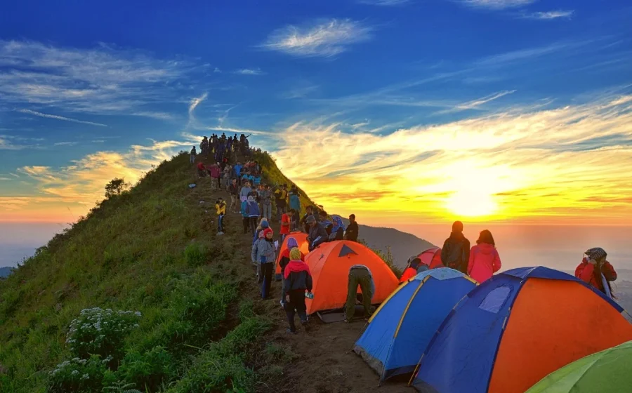 Viral! Pendaki Bawa Sound Horeg ke Gunung Andong – MPN Indonesia: Aksi Unik di Puncak