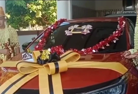 Viral pernikahan sesama jenis di Malang, Intan akui tertarik dijanjikan mobil mewah hingga rumah – MSN