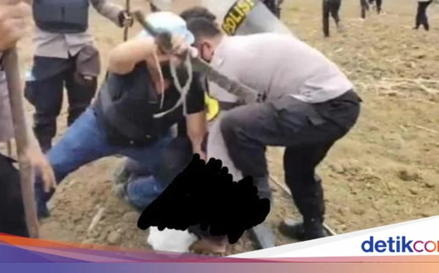 Viral Polisi Injak Kepala Seorang Warga, Korban Ditarik dari Motor Sampai Terjatuh – Suara.com