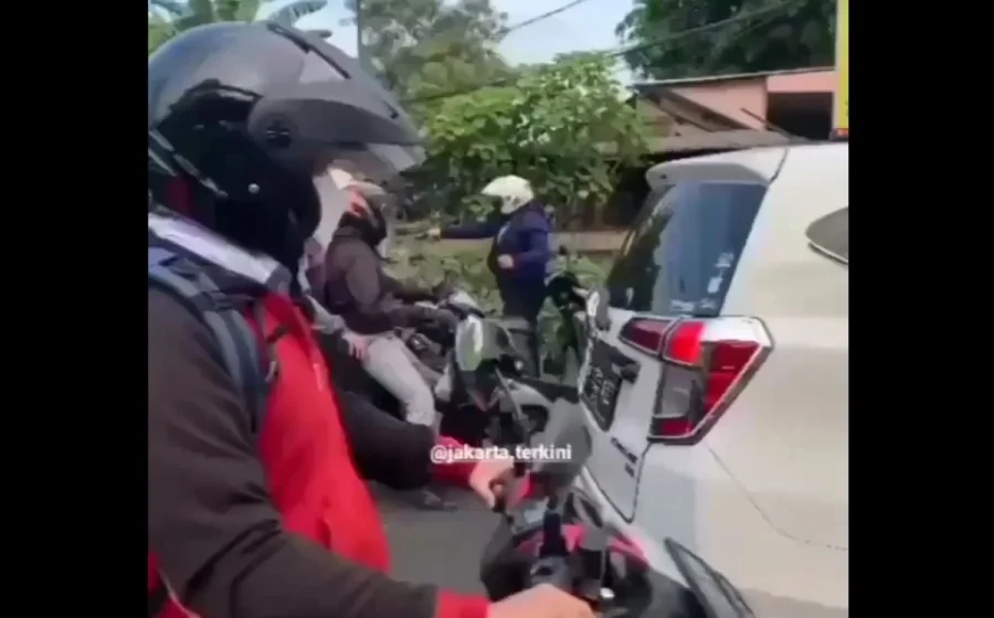 Viral Pria Ngaku Polisi Todong Pistol ke Pekerja Barbershop di Medan – iNews.ID: Fakta Lengkap dan Dampaknya