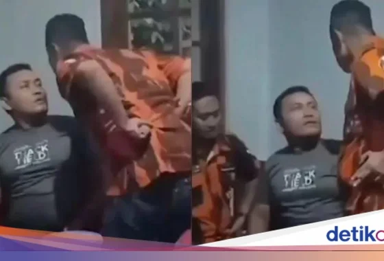 Viral Pria “Ngopo” Intimidasi dan Aniaya Pengendara di Jogja, Polisi Berhasil Gelandang Pelaku – Tribun Video