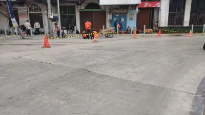 Viral 'Selat Hormuz Sidokare', Lansia Tutup Jalan Perumahan Bikin Geram – detik.com: Detail Lengkap dan Reaksi Publik