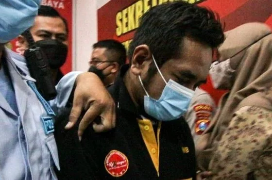 Viral Siswa Acungkan Jari Tengah dan Lecehkan Guru di Purwakarta, Ini Kronologinya – Media Indonesia