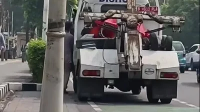 Viral, Sopir Bajaj Dipalak Preman di Tanah Abang hingga Rp100 Ribu/Hari – MetroTVNews.com: Kasus Penipuan Pengemudi Bajaj yang Menghebohkan