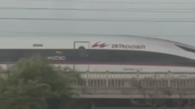 Viral Video Kereta Cepat Whoosh Berhenti di Kopo Bandung, KCIC Ungkap Penyebabnya – Jawa Pos: Penjelasan Lengkap