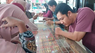 Viral Warga Limapuluh Kota Ramai-ramai Menambang Emas, Ini Kata Mahyeldi – detikcom