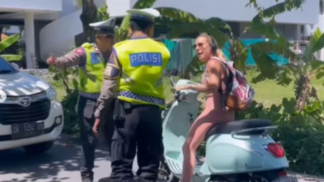 Warga Belgia Viral Lompat ke Laut Pakai Motor Rental di Bali Dideportasi – detikNews: Kronologi dan Tindakan Polisi